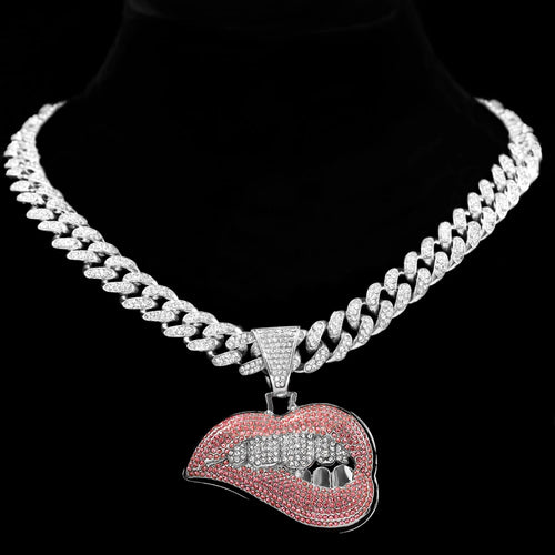 Cuban Link Chains w/ Stainless Pendant